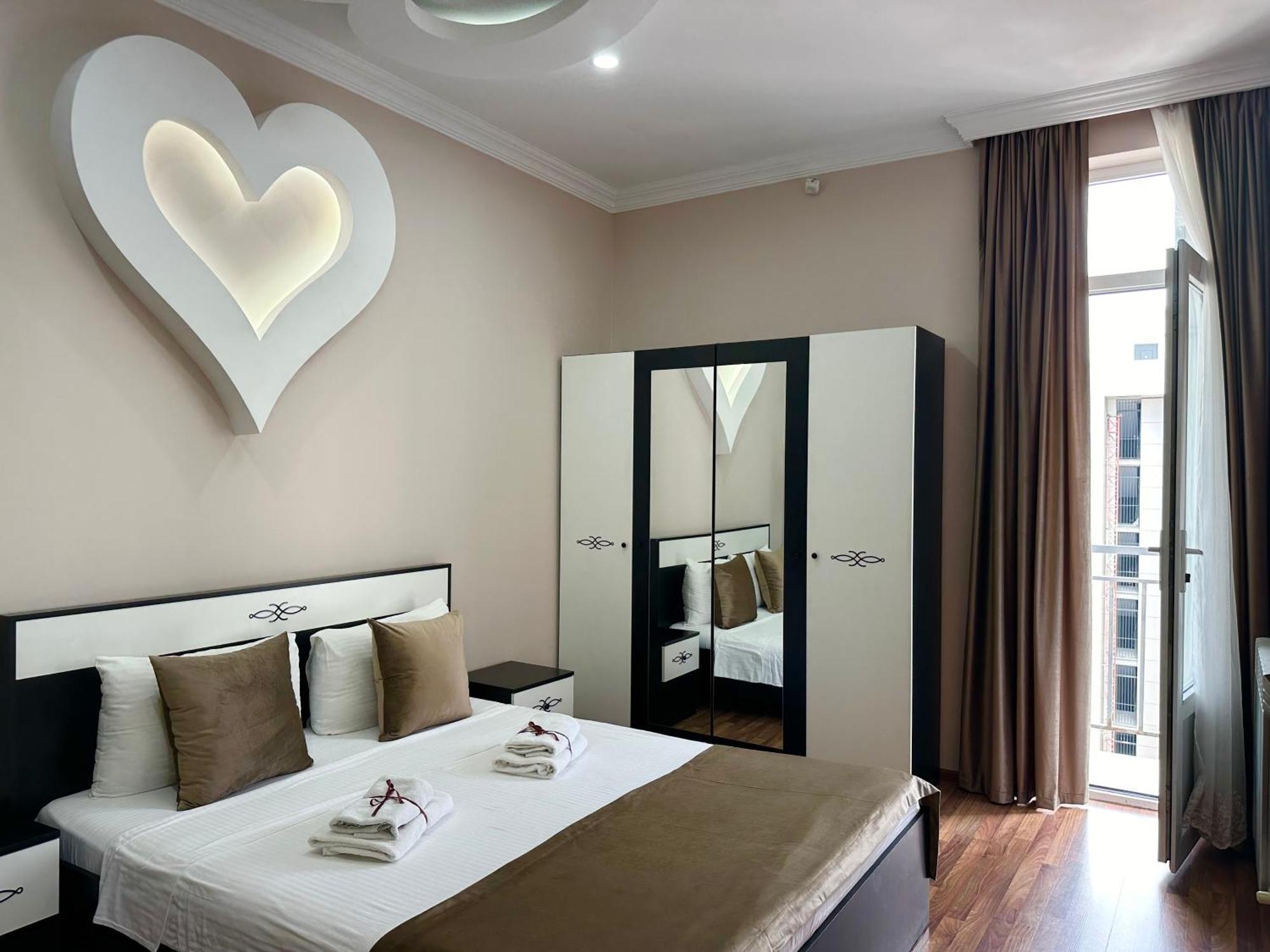 Grand Home Batumi Pokój zdjęcie